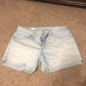 Gap - Sexy Boyfriend Shorts Size 29